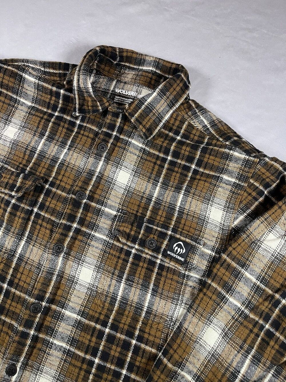 Wolverine Men’s Flannel Shirt XL Brown Black Plaid Long Sleeve ButtonUp Workwear